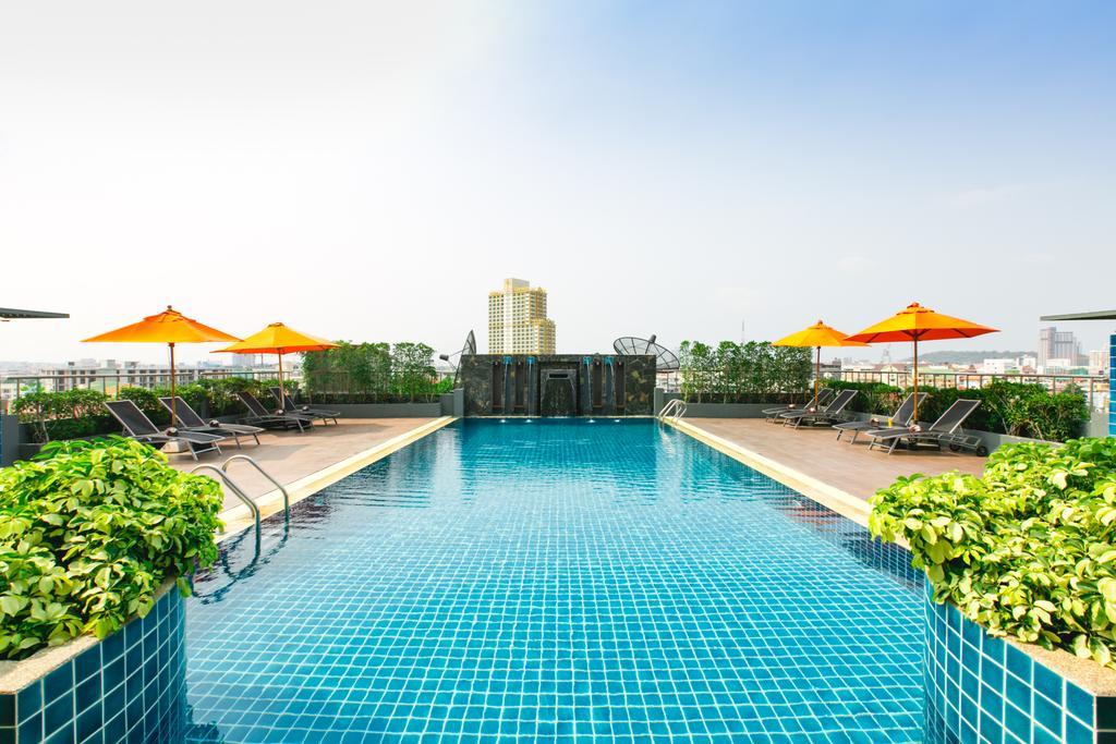 Adelphi Pattaya Hotel Exterior foto